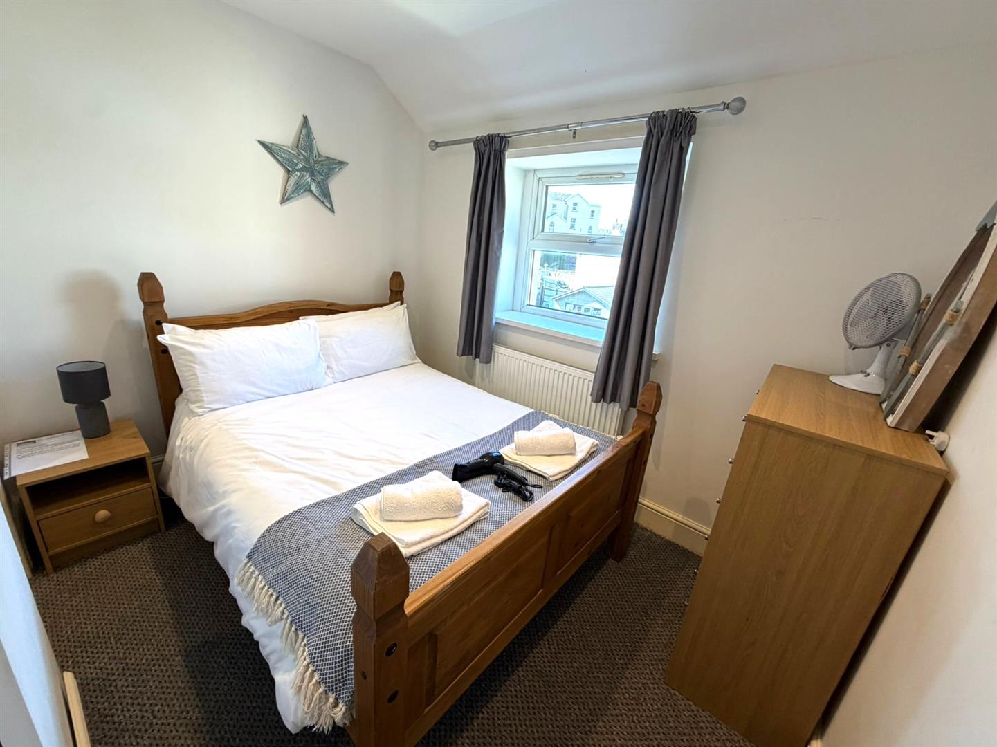 The Grove, Uplands, Swansea, SA2 0QS